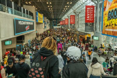 Foule dans une convention Comic-Con